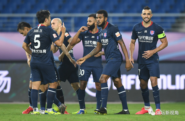 国王队发挥水准，击败对手连胜收官(国王队强吗)