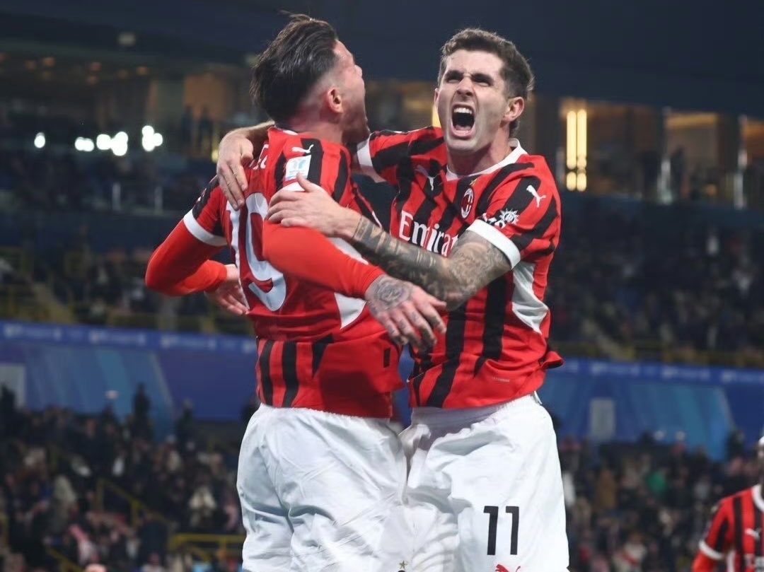 国际米兰凭借迪约拉的进球击败AC米兰(国际米兰队歌原版视频) 国际米兰凭借迪约拉的进球击败AC米兰(国际米兰队歌原版视频)