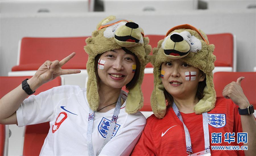 柏林赫塔球迷热情备战下一场比赛,期待胜利(柏林赫塔新球场) 柏林赫塔球迷热情备战下一场比赛,期待胜利(柏林赫塔新球场)